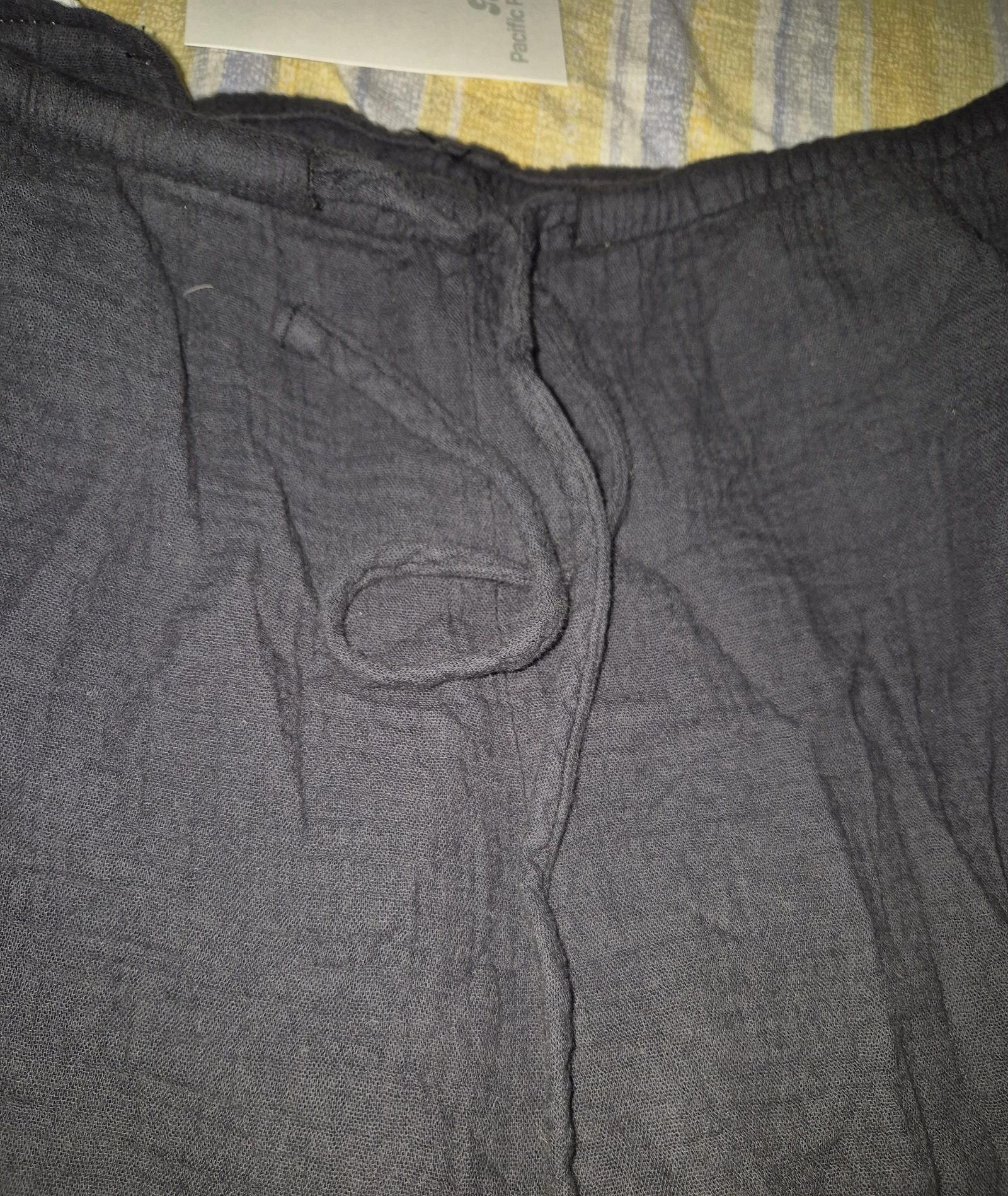 Calça larga nova com etiquetas tamanho L – photo 3